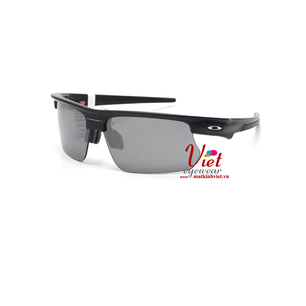 Kính mát Oakley OO9400 01